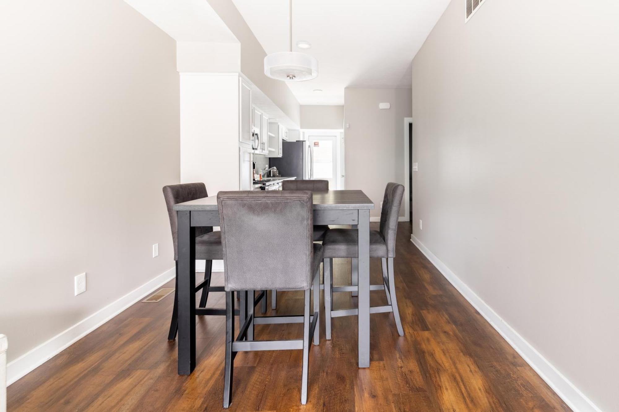 Luxury Downtown Townhome Unit 5 Кливланд Екстериор снимка
