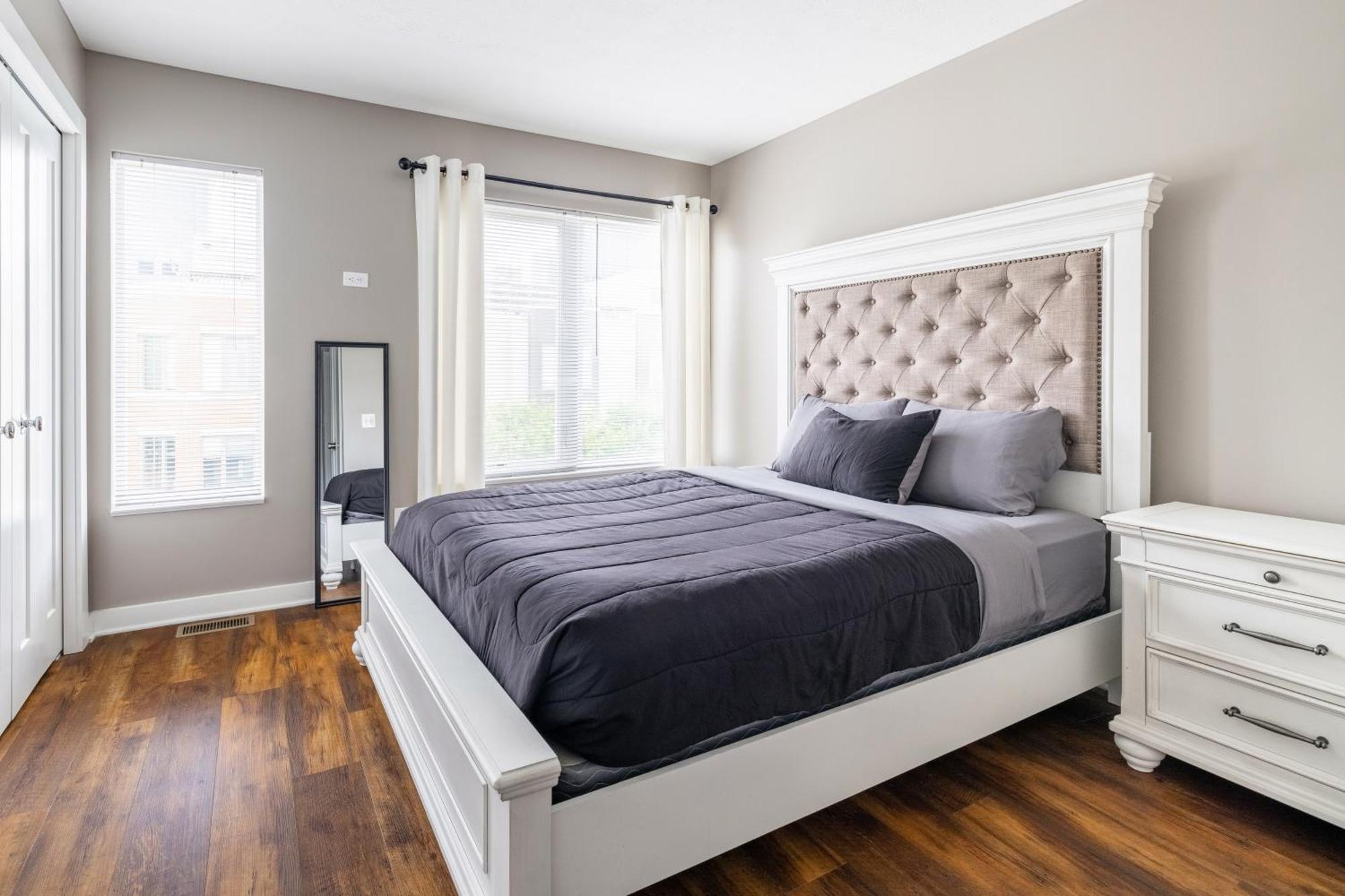 Luxury Downtown Townhome Unit 5 Кливланд Екстериор снимка