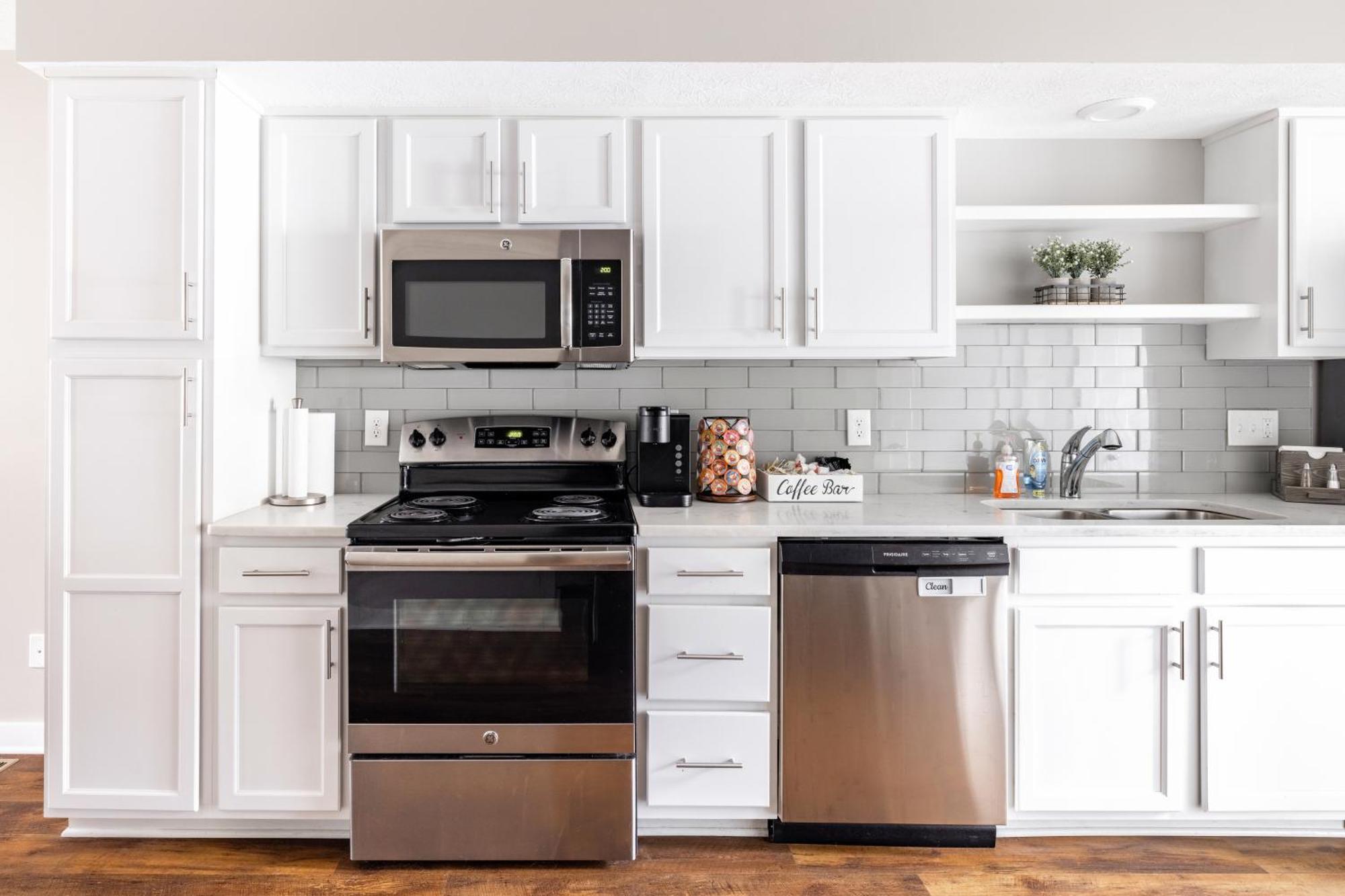 Luxury Downtown Townhome Unit 5 Кливланд Екстериор снимка