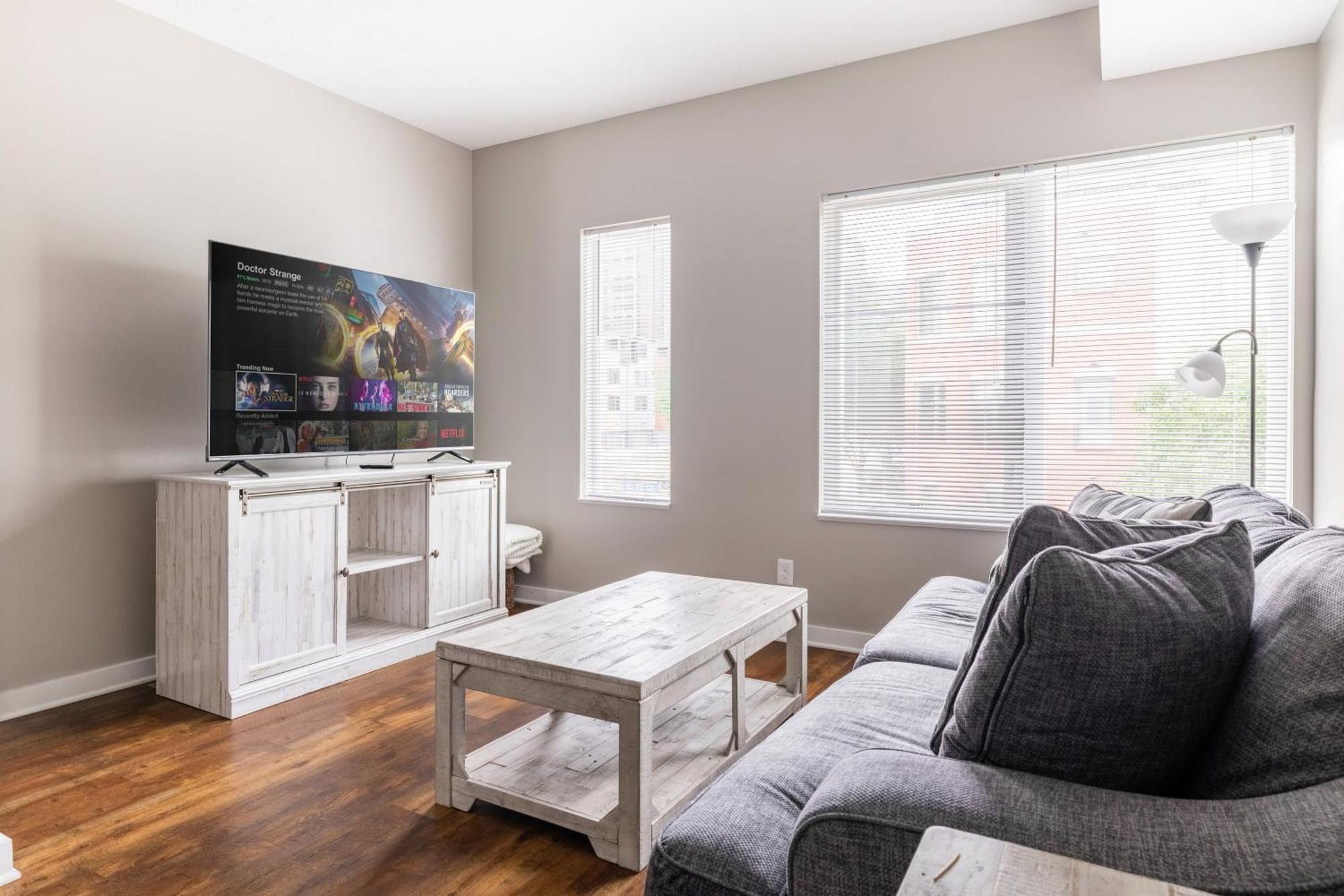 Luxury Downtown Townhome Unit 5 Кливланд Екстериор снимка