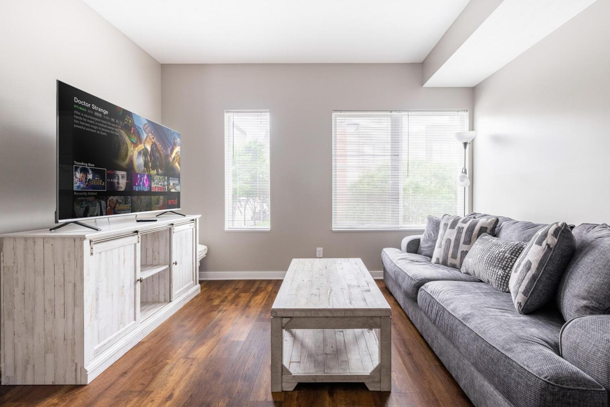 Luxury Downtown Townhome Unit 5 Кливланд Екстериор снимка